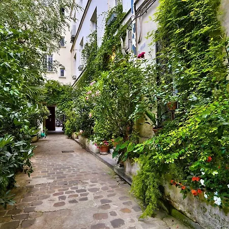 92 - Beautiful In Montorgueil Paris