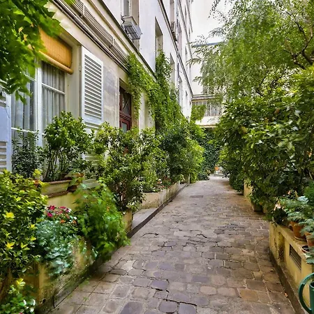 92 - Beautiful In Montorgueil Apartment Paris