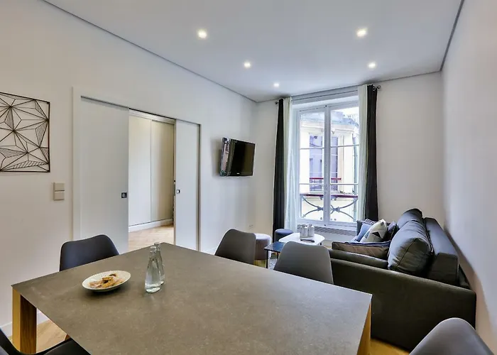 Apartment 92 - Beautiful In Montorgueil Paris