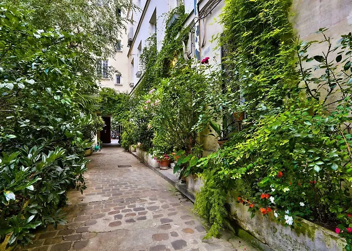 92 - Beautiful In Montorgueil Paris